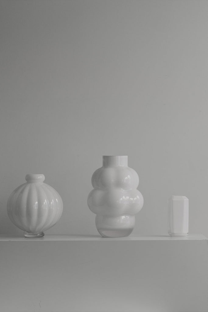 Louise Roe – Glass Balloon Vase 04